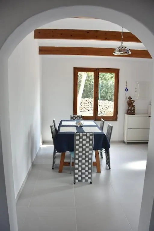 3 Bedroom Villa, Private Pool, Binibeca, 300M To The Beach 比尼贝卡